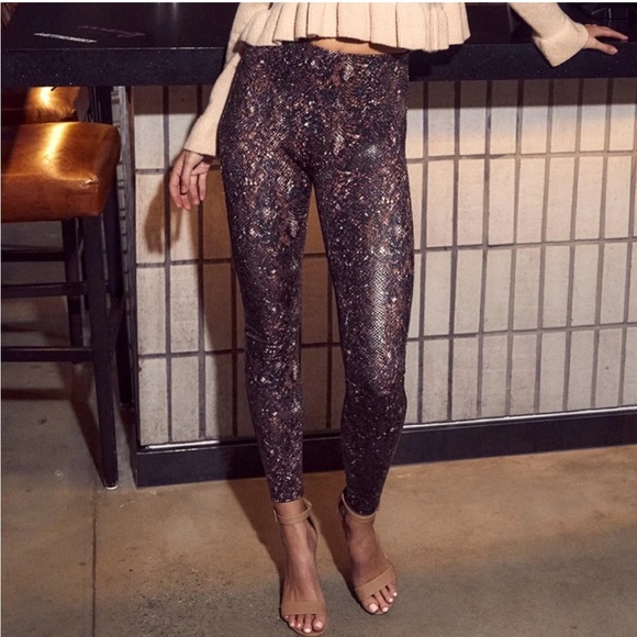 SPANX Faux Leather snake shine high rise leggings - Picture 1 of 3